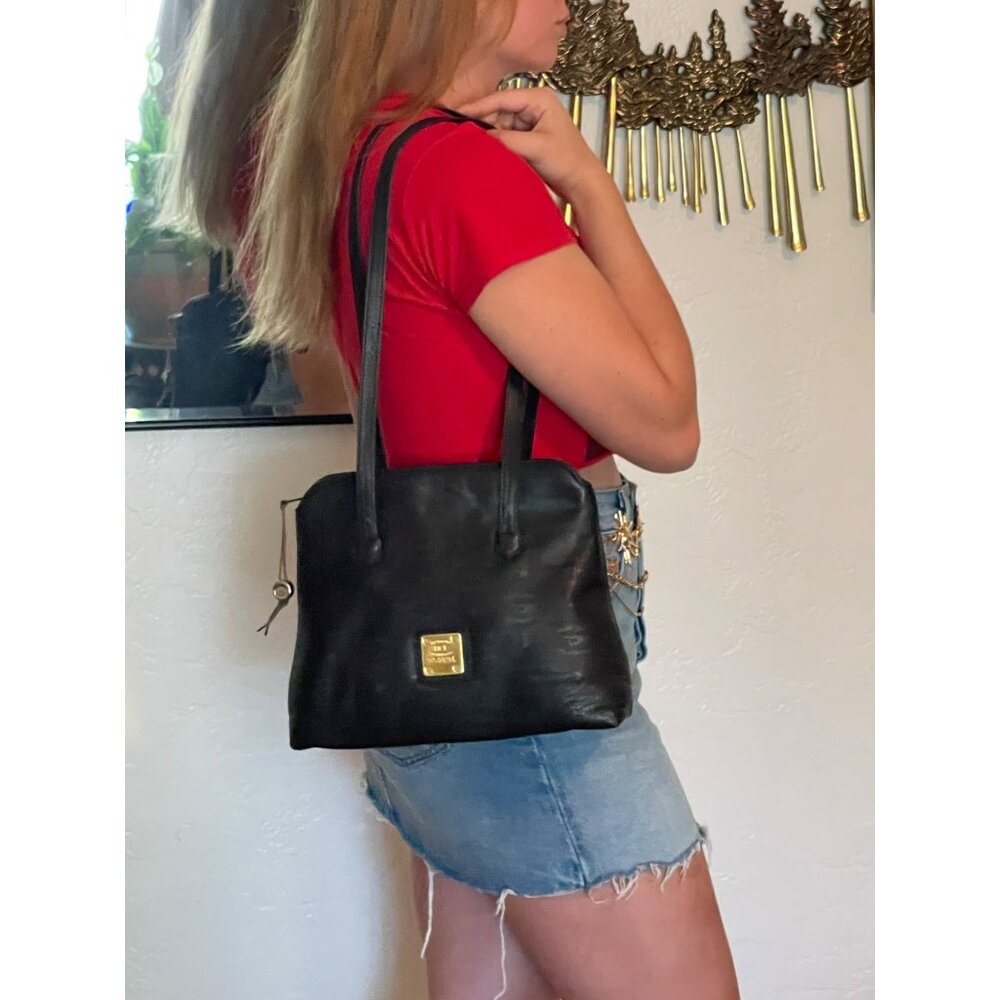 VTG HCL Designer Handcrafted Black Leather Handbag Tote W/Straps